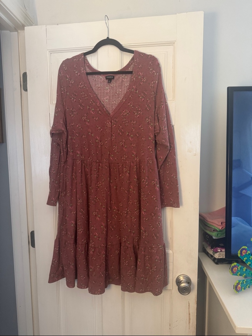 torrid Mauve Floral V-Neck Tiered Long Sleeve Dress